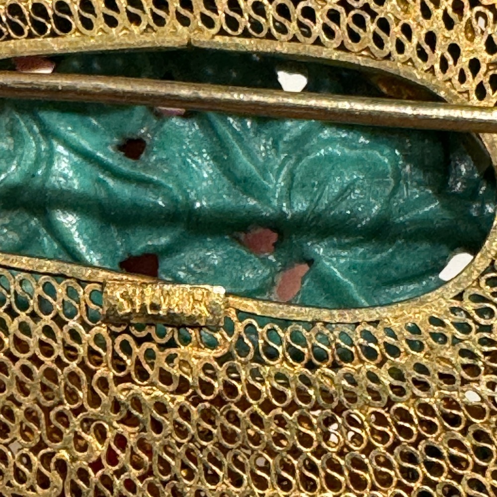 Vintage deco brooch features turquoise and coral stones. EUC - Picture 4 of 4